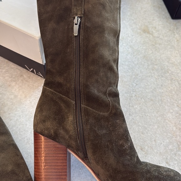 Gorgeous Via Spiga V-Babe Knee High Boots in Military Suede - Sz 7M - Picture 6 of 8
